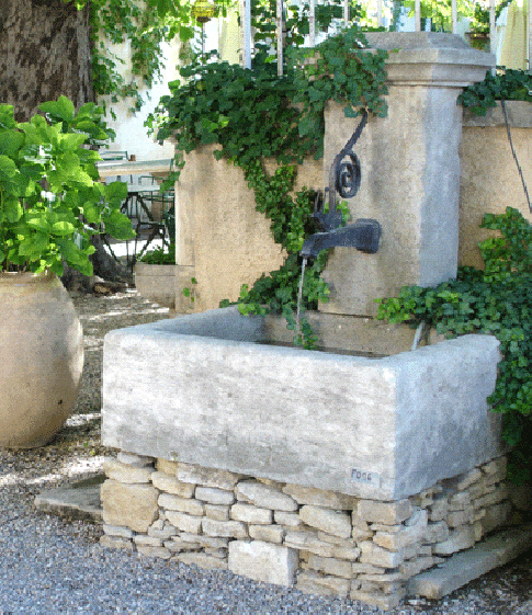 Fontaine Escargot Grande ABFO16 - French Limestone Fountain