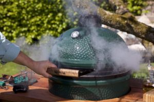 Big Green Egg Kamado Smoker